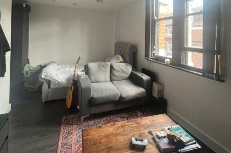 market-street-ng1-6le-1054481