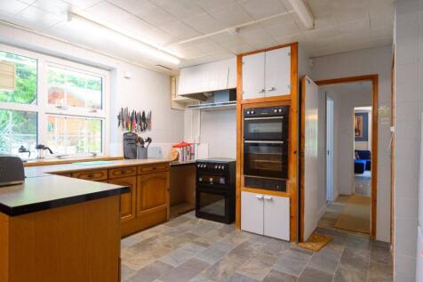 Panteinion Hall, Ffordd Panteinion, Friog, Fairbourne, Gwynedd, LL38 2TJ