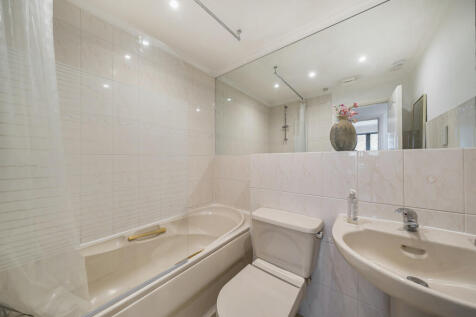 1374764-8-690b3ef...