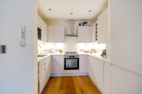 1373169-2-6904d6b...