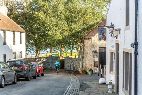 Image of local area at Cammo Meadows