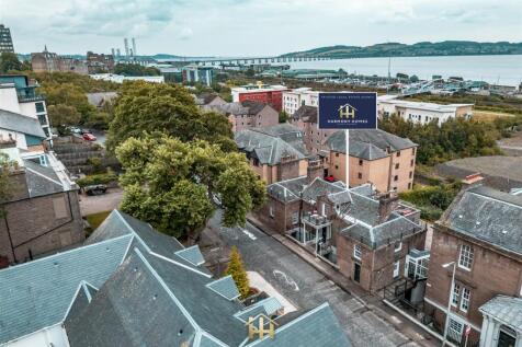 22A ROSEANGLE DD1 4LR 240725 EDIT (32 of 43) 1.jpg