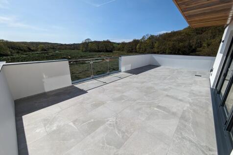 Top Balcony