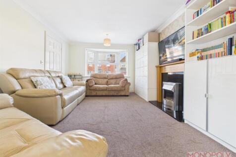 CAM04439G0-PR0286-STILL013.jpg