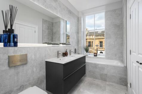 5 bed, 5 bath Town House in Edinburgh - Photo 9