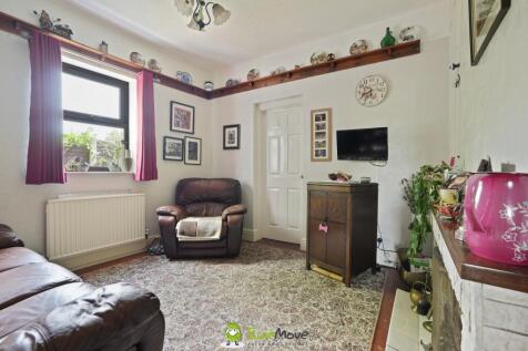 Estate Agent EweMove Scunthorpe Snug