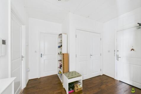 Presented by Nicoleta at EweMove Bexleyheath and D