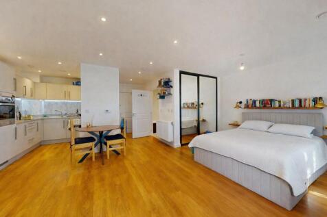 Beckton, E6, Studio For Sale By Barrain London Est