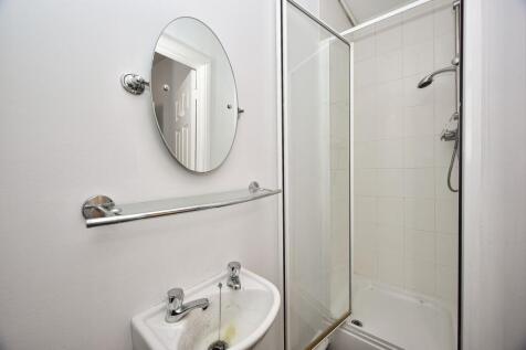 Annex shower room
