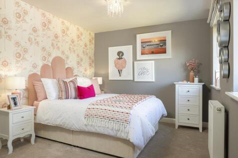 Third bedroom in 4 bed Holden