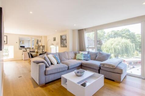 LivingRoom3