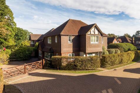 9 Wintons Close-1.jpg