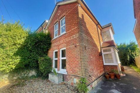 4 Bedroom House in BH9 2PL
