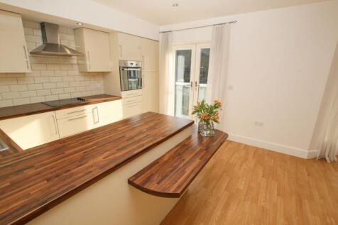 Lounge / Kitchen / Diner