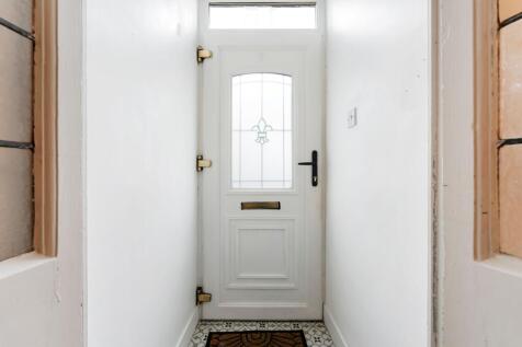 Photograph 4