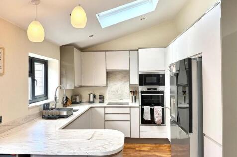 PHOTO-2025-10-15-16-04-09 (8).jpg