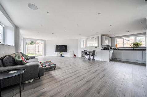 1389452-15-694020...