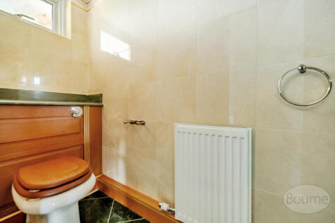 a9994635-a65c-40e...