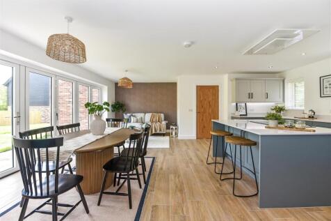 kitchen dining family