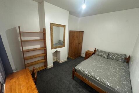 ROOMS AVAILABLE ** ** DSS ACCEPTED ** CALL NOW TO VIEW