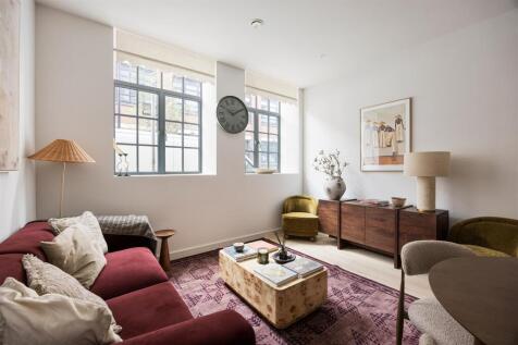 Hollybush Gardens, E2