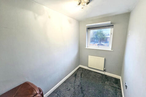 1 Woodacre Road