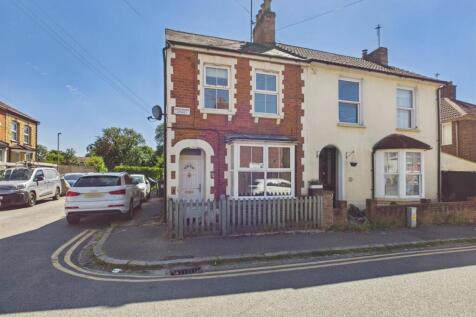 CAM02435G0-PR0315-STILL015.jpg