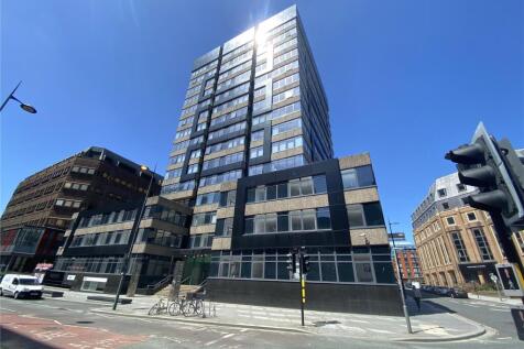 Qube Residential are delighted to market this wonderful one-bedroom apartment in the ever popular Silkhouse Court. This stunning fully furnished property offers well lit, spacious accommodation in the