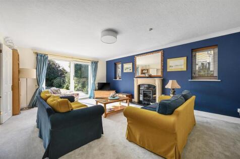 5 HARTFIELD ROAD (1).jpg