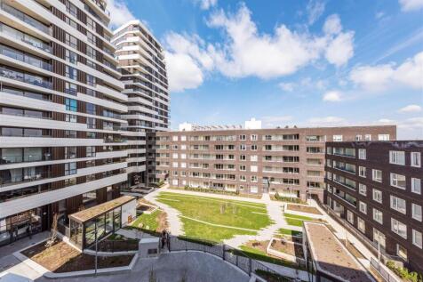 Beck Square, E10