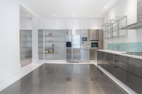 Reception/Kitchen