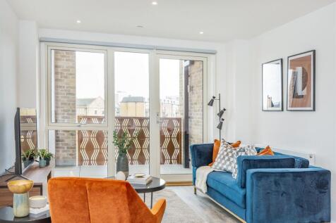 Stunning 2 bedroom "Mallard" apartment within 20 minutes of Canary Wharf, and less to reach Westfield Stratford City, commuting from Fresh Wharf is easy whether by road or rail. You have access to the