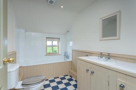 Beacon House-86.jpg