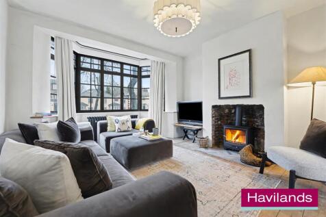 Winchmore Hill Road N21 1QR-12.jpg