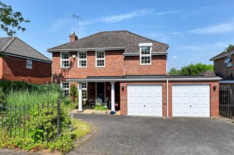 15 Rookwood Drive-23.jpg