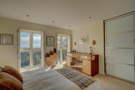 48a Worcester Rd (12