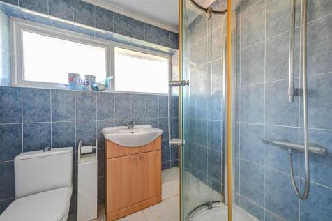 Shower room.jpg
