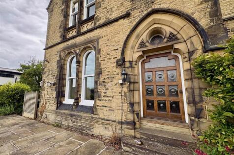 Highfield, Bramley Lane, Hipperholme - Bramleys Es