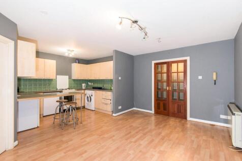 Reception/Kitchen Ar