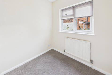 CAM01354G0-PR0580-STILL004