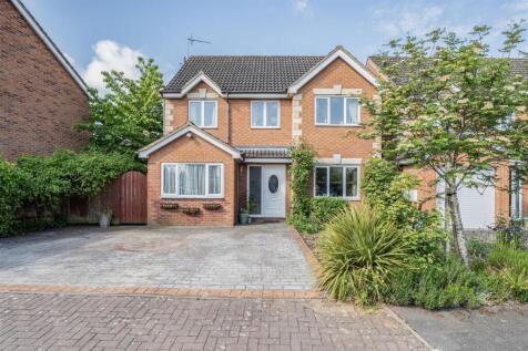 20 Kings Park Drive, Binley