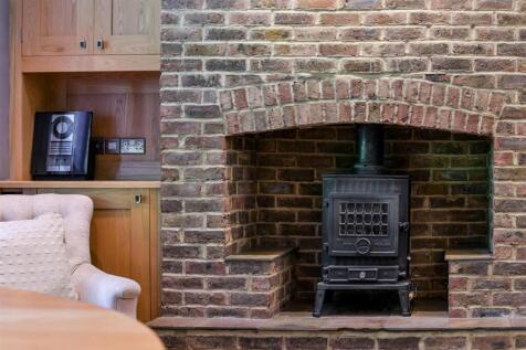 FAR END (INTERNALS) (10).jpg