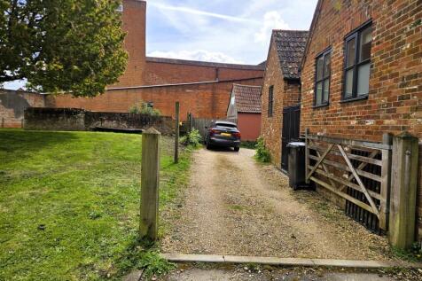 59 Northgate Street - Access.jpg