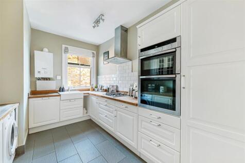 33 Buxton Gardens-6.jpg