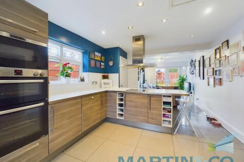 CAM01870G0-PR0147...