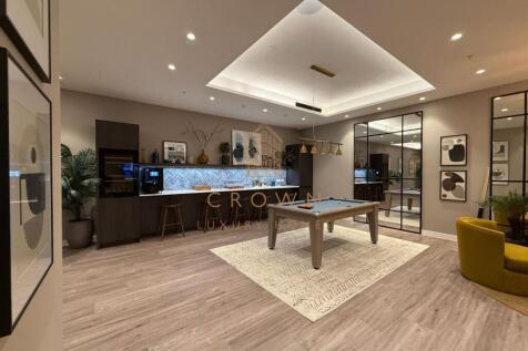 Triptych Place, 00204 (6).jpg