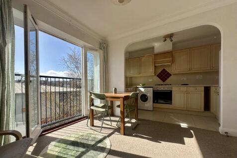 Kitchen/Living Room