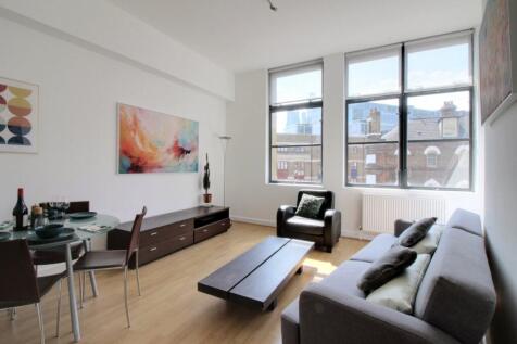 **Corporate Let only.** Serviced Apartment use not permitted. Available for a 6 month tenancy. A superb, 1 bedroom apartment moments from Spitalfields Market. Over 600sqft, high ceilings, 24 hr concie
