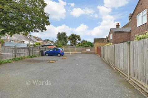Driveway/Parking