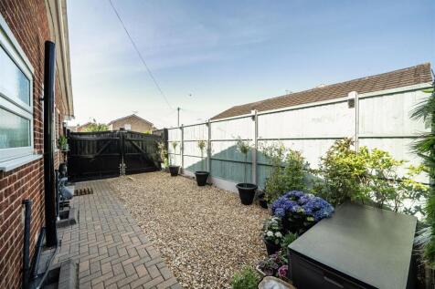 99 Gibson Drive, Rugby (21).jpg